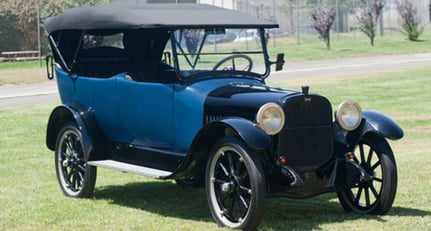 Chandler Type 17 Seven-Passenger Touring 1917