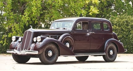 Pierce-Arrow  Twelve  5-Passenger Sedan 1936