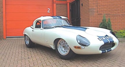Jaguar E-Type SI 3.8 Lightweight - FIA papers 1964