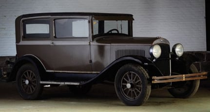 Plymouth Model Q  U Two-Door Sedan 1930