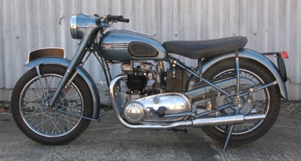Motorcycles Triumph 1954