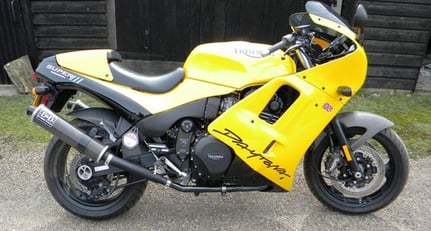 Motorcycles Triumph Daytona Super 111 by Cosworth 1995
