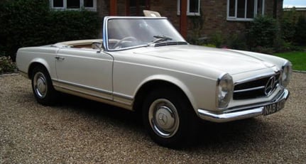 Mercedes-Benz SL Pagode 230SL 1966