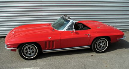 Chevrolet Corvette Stingray Convertible 1965