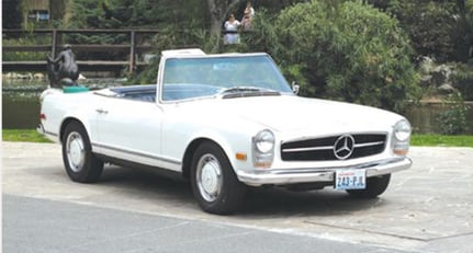 Mercedes-Benz SL Pagode 230SL 1963