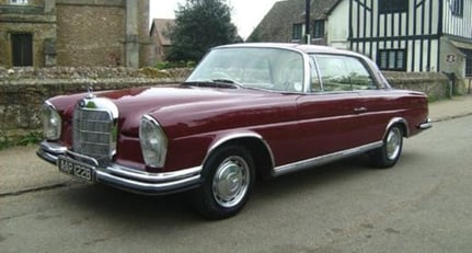 Mercedes-Benz Coupé 220 SEB Coupe 1964