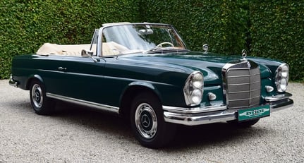 Mercedes 220 SEb Cabriolet (1964). Ex-Pat di Cicco