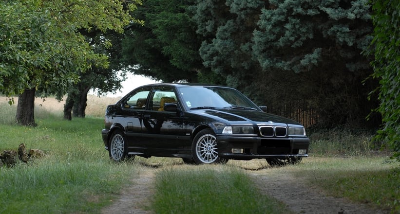  1998 BMW 323 - Ti |  Mercado de conductores clásicos