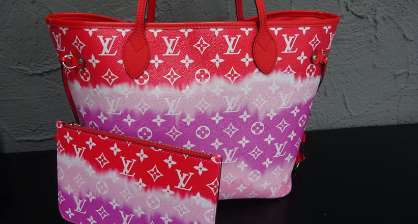 vuitton escale neverfull