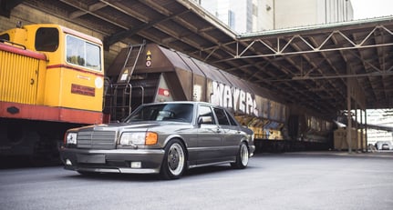 Amazon.co.jp: ベンツ・560 SEL W126 S-クラス black/grey