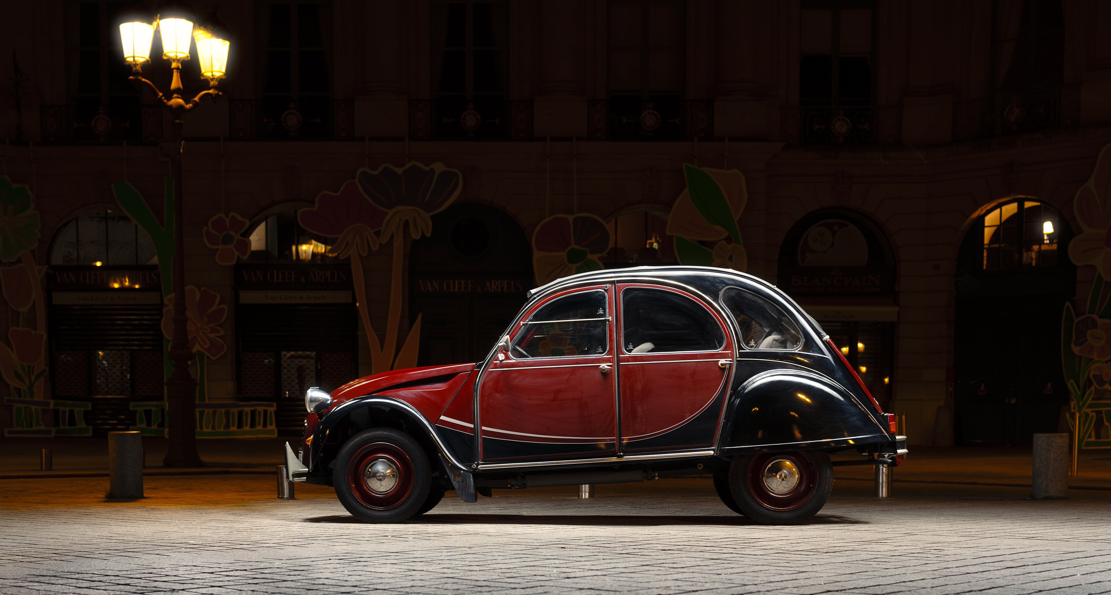 Delage on a dime - don't miss this brand-new Citroën 2CV