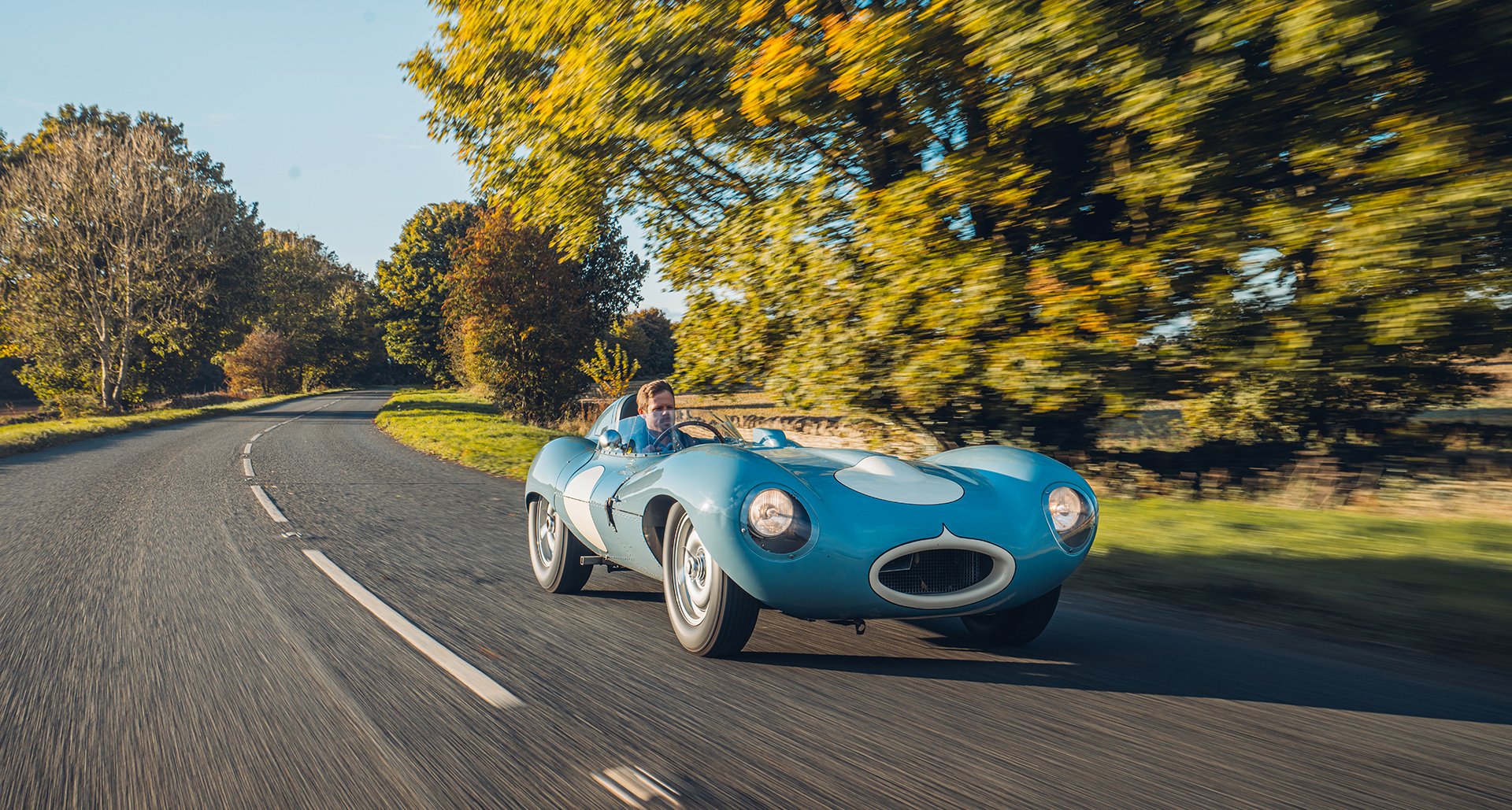 jaguar restarts production of classic D-type race car