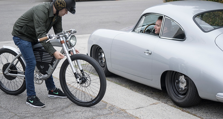 ira cumpleaños Inolvidable Outlaw Porsche meets two-wheel technology with this electric bicycle |  Classic Driver Magazine