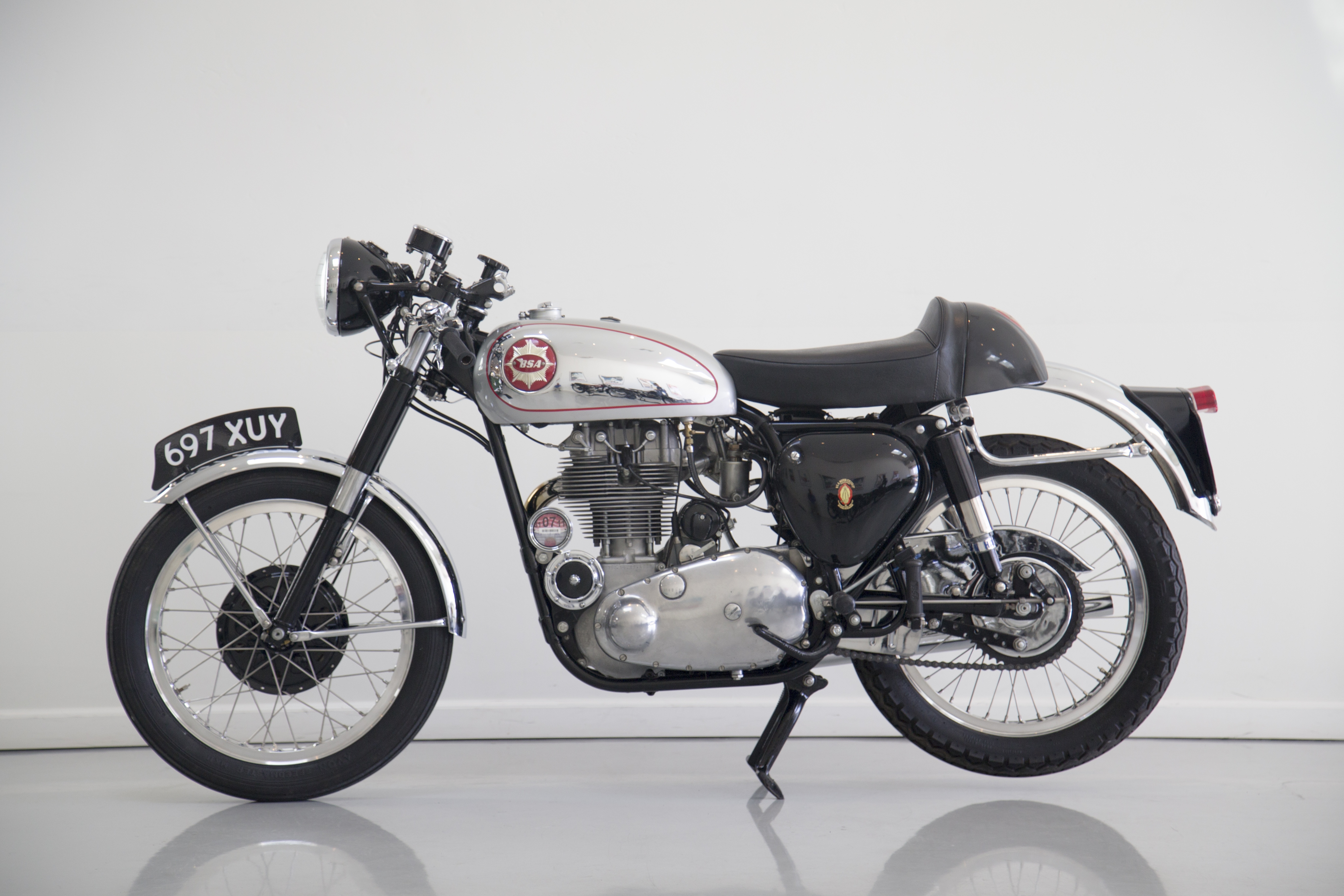bsa 250 gold star