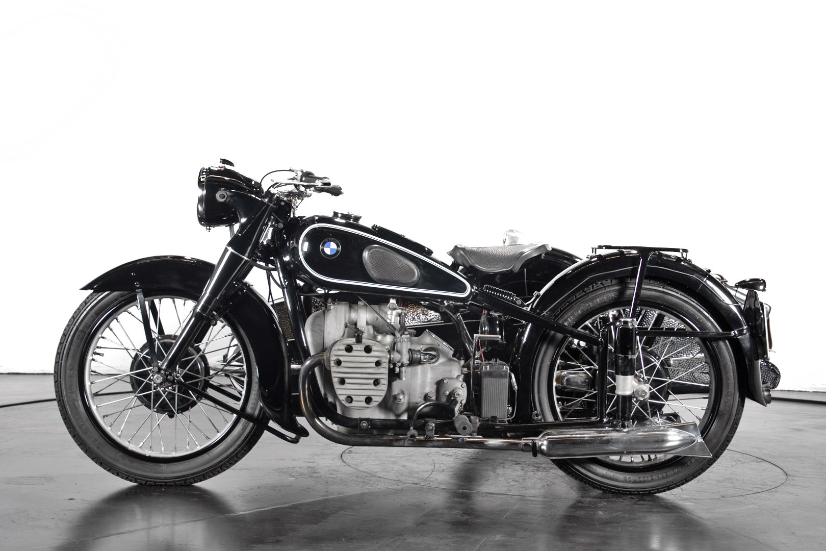 bmw bike with sidecar