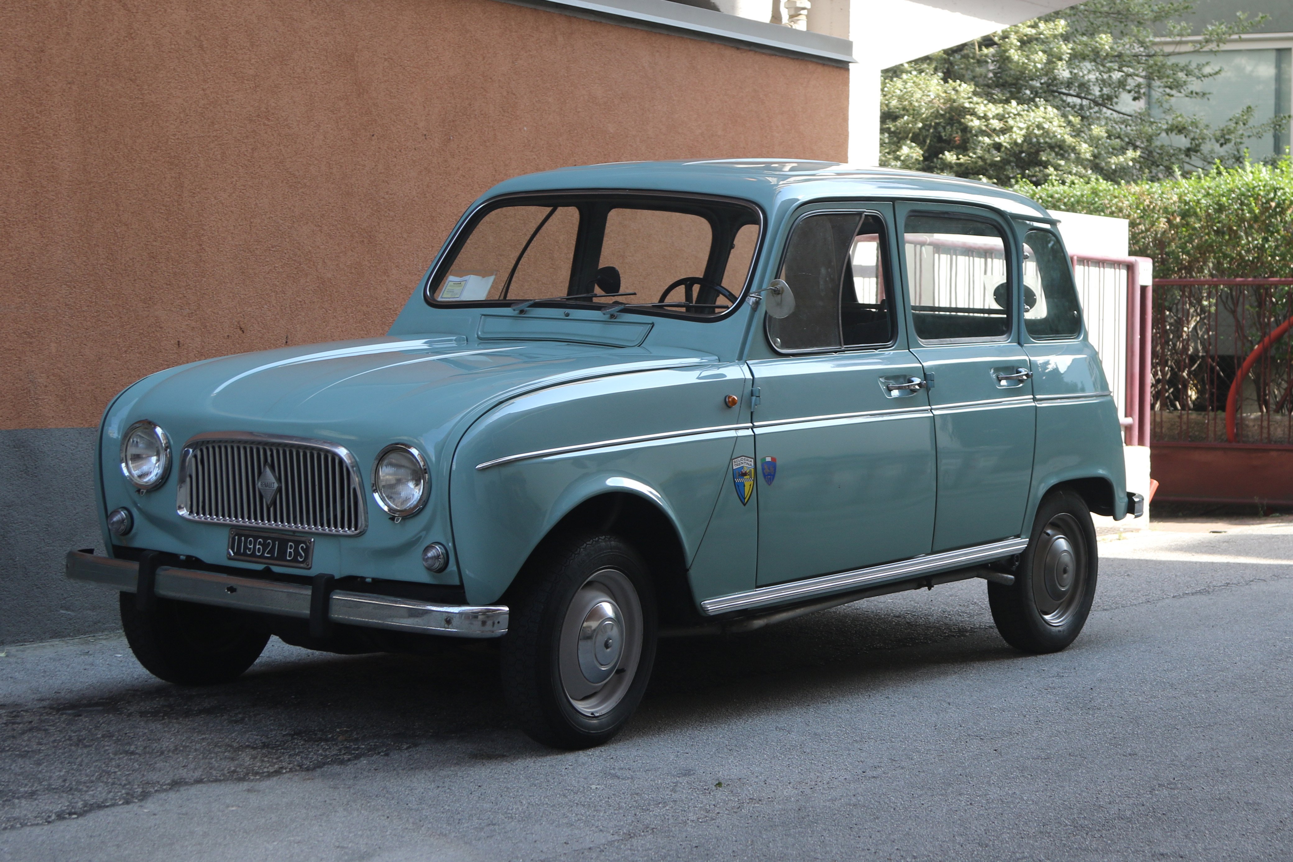 1963 Renault R4 Classic Driver Market 1963 Renault R4 Classic Driver Market
