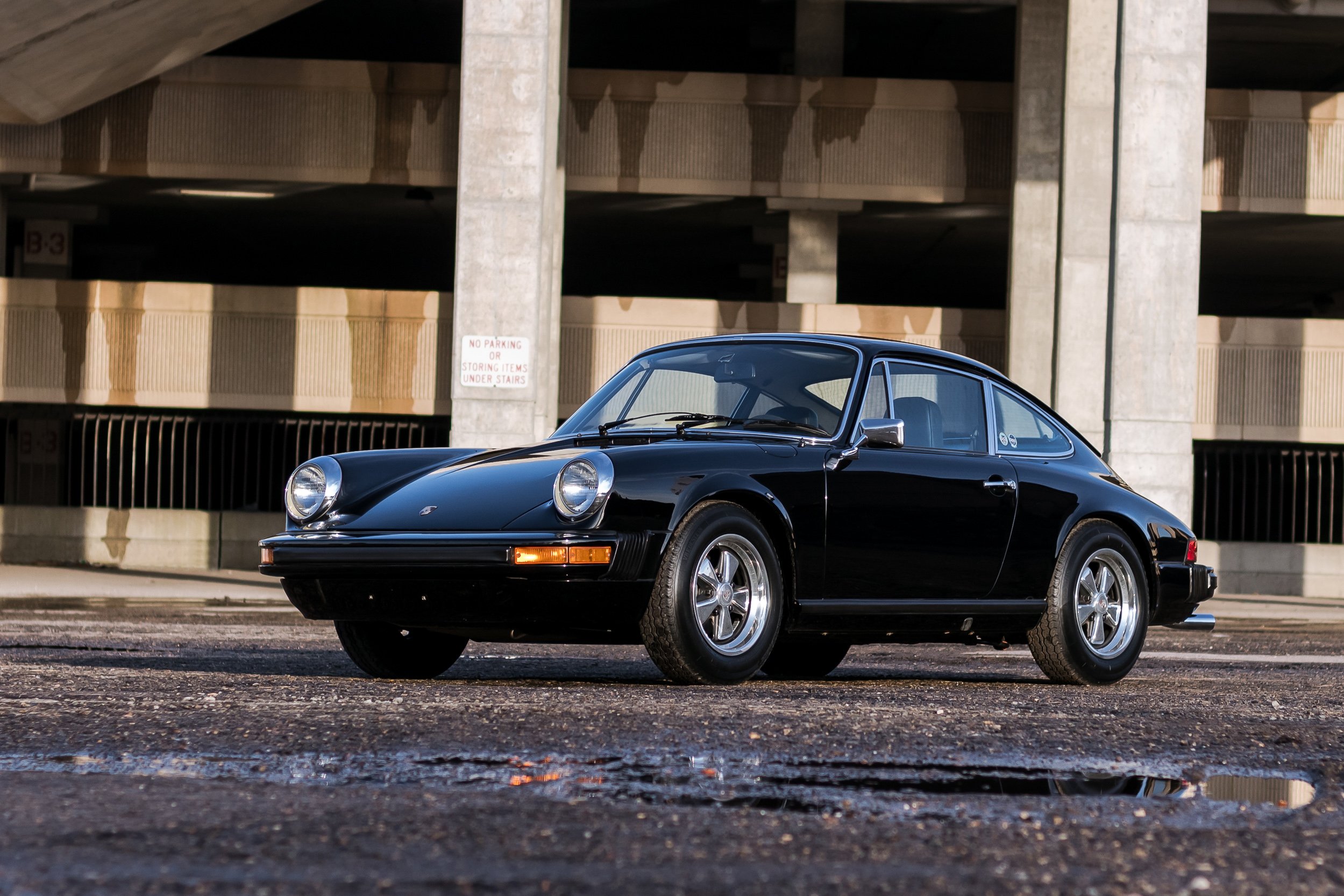 1975 Porsche 911 