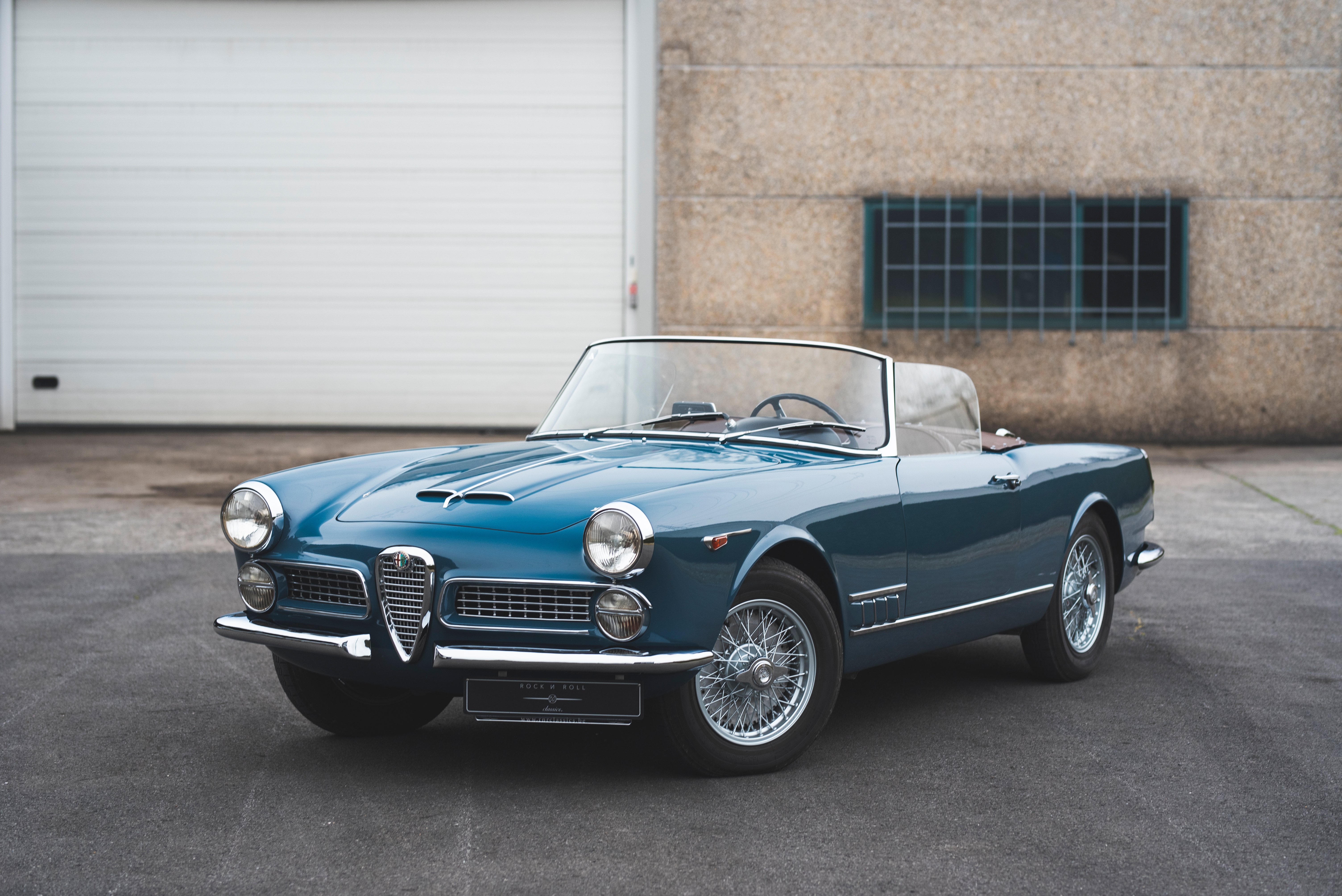 Classic Alfa Romeo Sports Car Maintenance: Expert Tips And Tricks. - 9sie1f0
