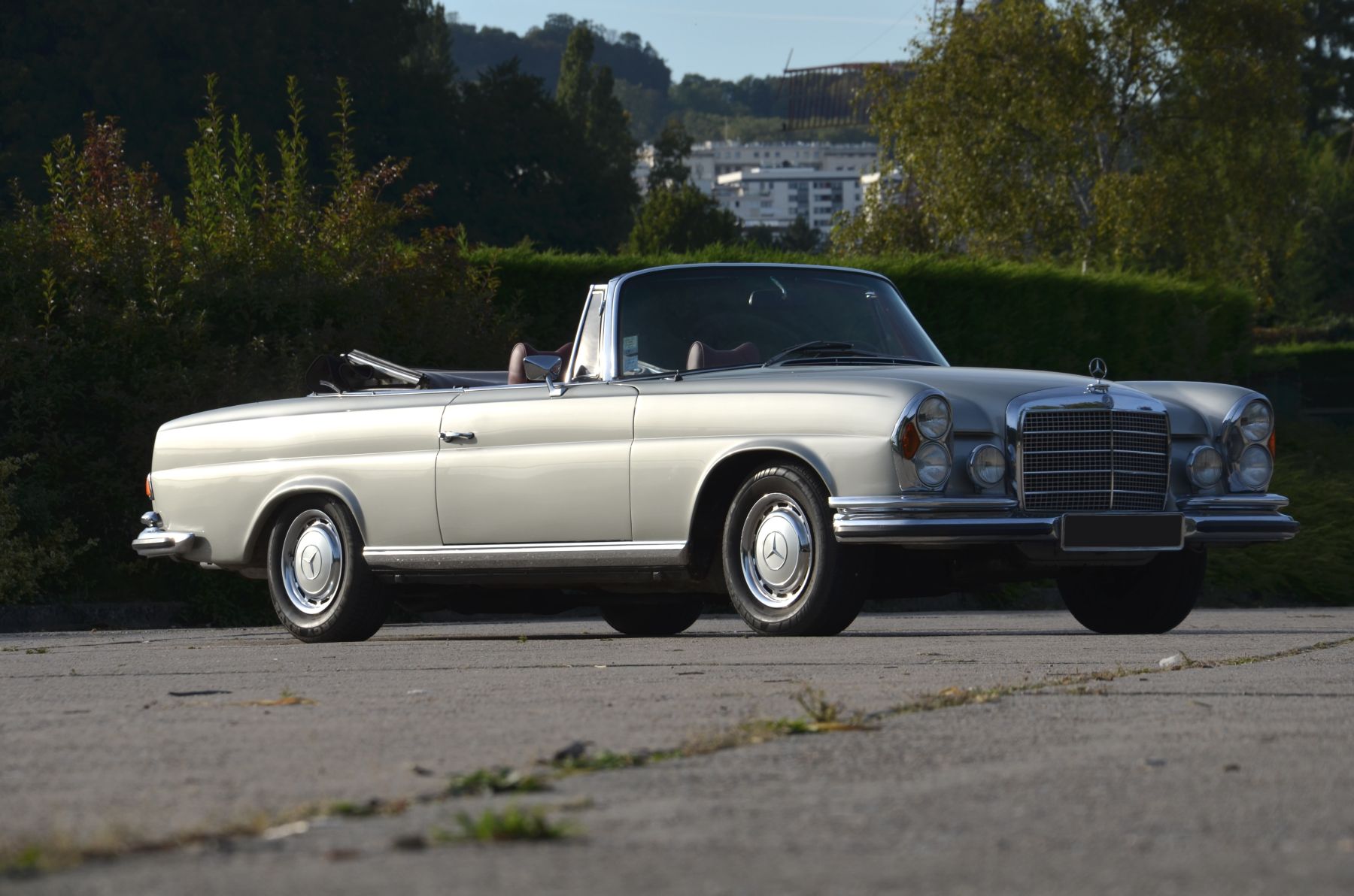 1971 Mercedes-Benz W111/112 | Classic Driver Market