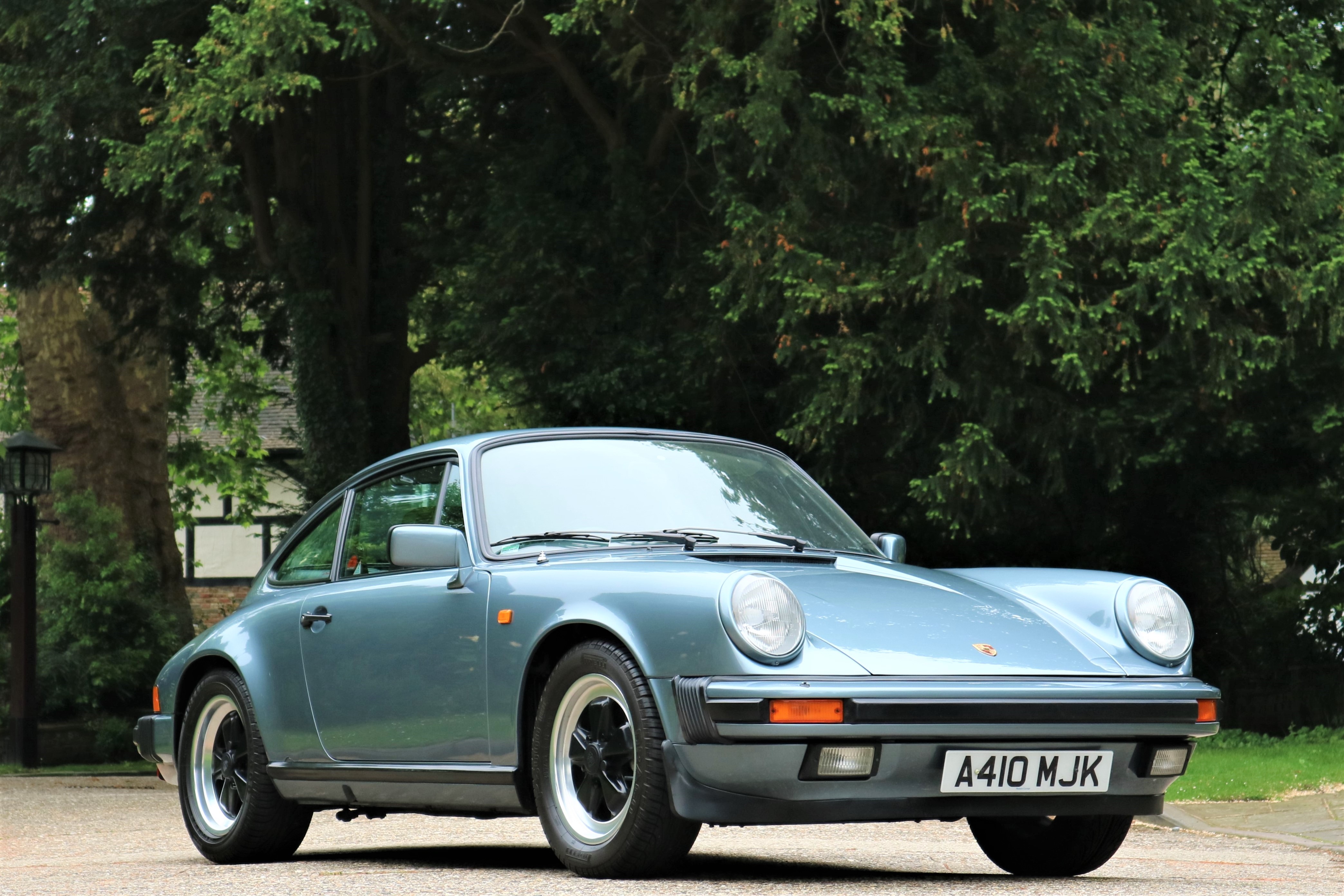 1984 Porsche 911 Carrera Sport Coup | Classic Driver Market 1984 Porsche 911 Carrera Sport Coup | Classic Driver Market