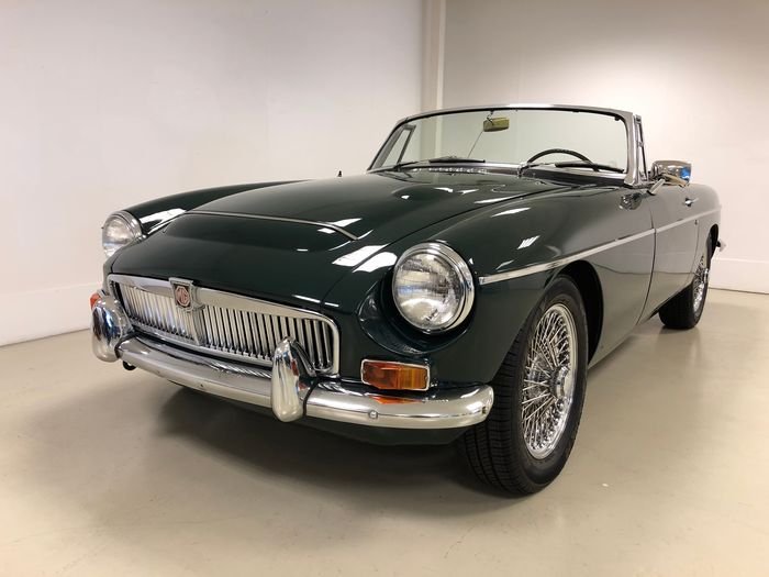 Mg c1. MG Roadster. MGC автомобиль. C+MG