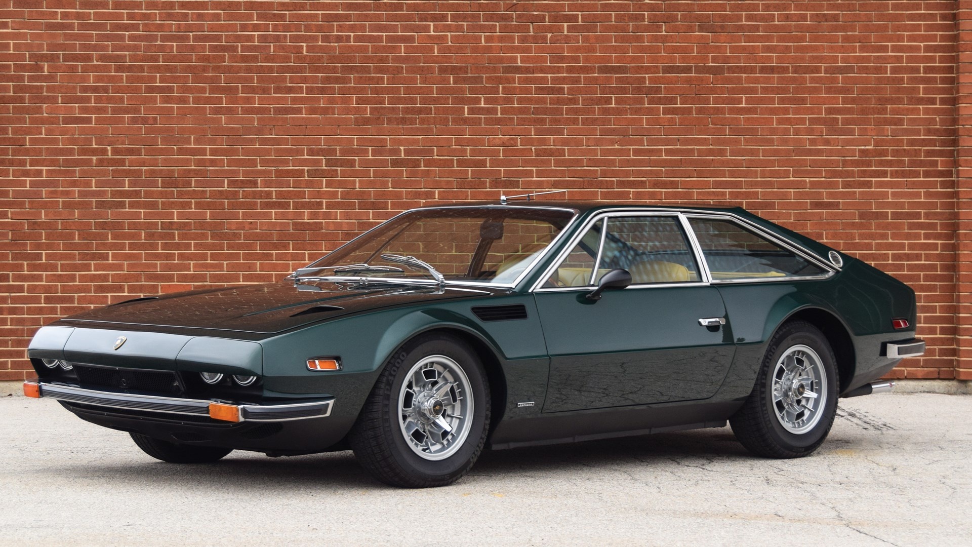 1972 Lamborghini Jarama - 400 GT | Classic Driver Market