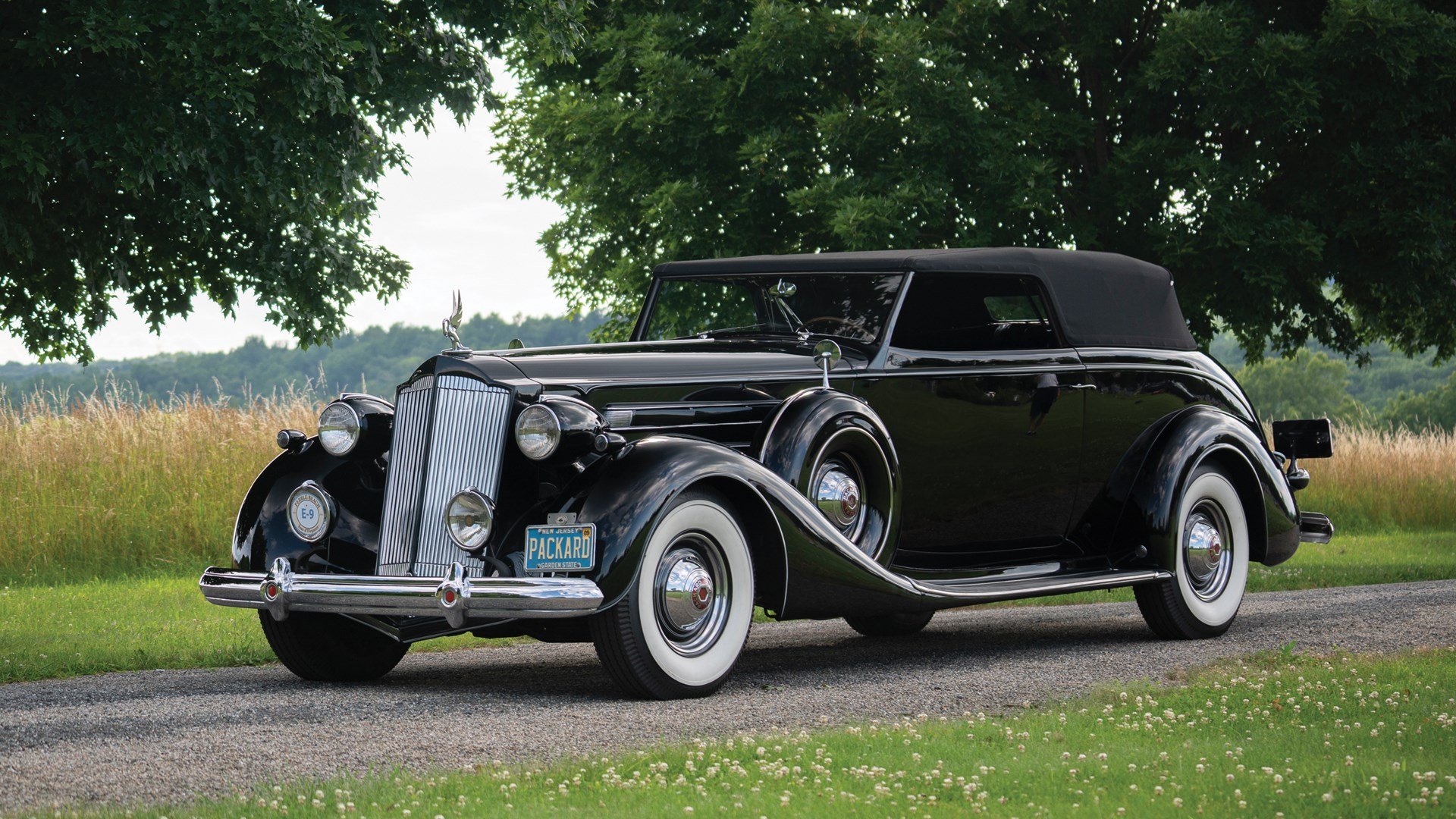 Packard Victoria 1937