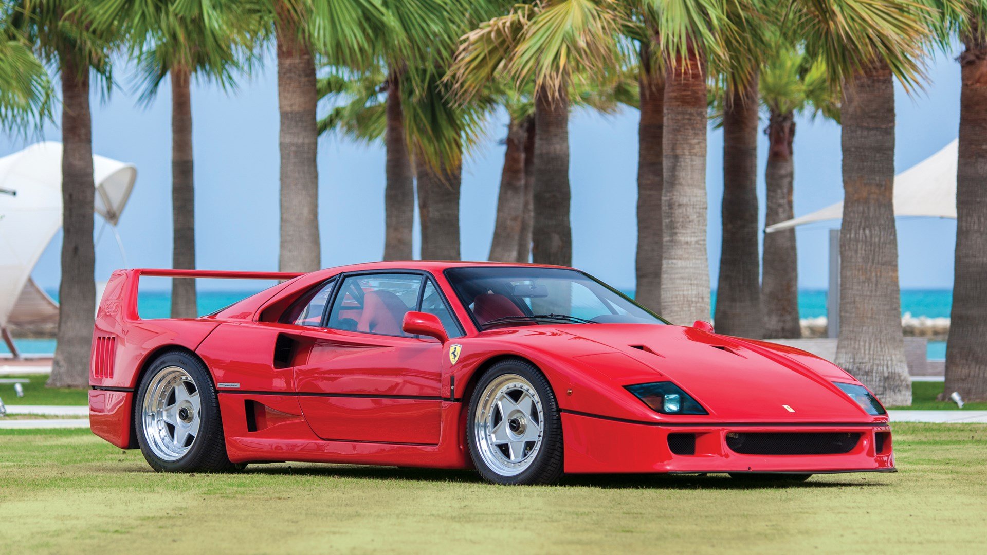 Ferrari f40 желтая