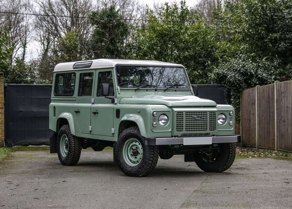 2015 Land Rover Classic Driver