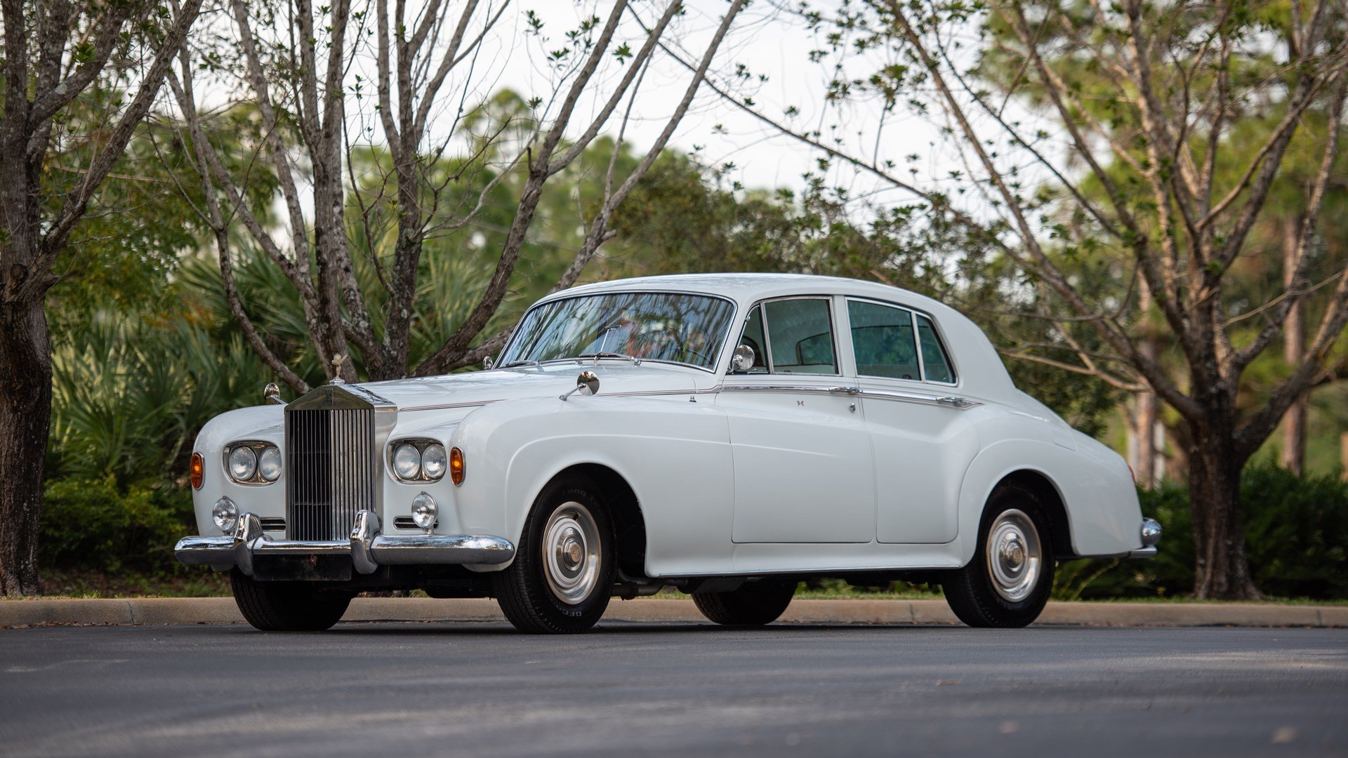RollsRoyce Silver Cloud Classic Cars for Sale  Classic Trader