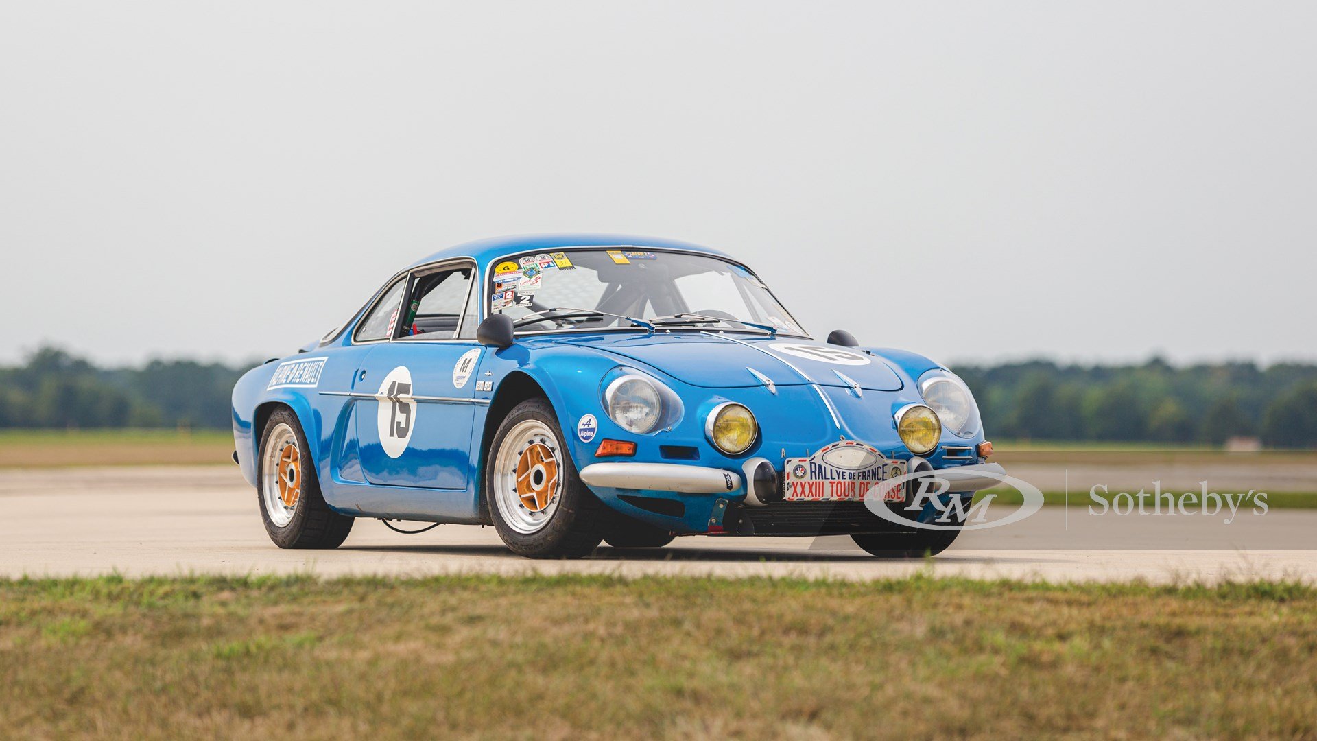 Alpine Renault - Blaue Alpine Renault Stockfoto Und Mehr Bilder Von Alt Istock : Today, renault is a privately held company well known for numerous revolutionary designs, safety technologies, and motor racing.
