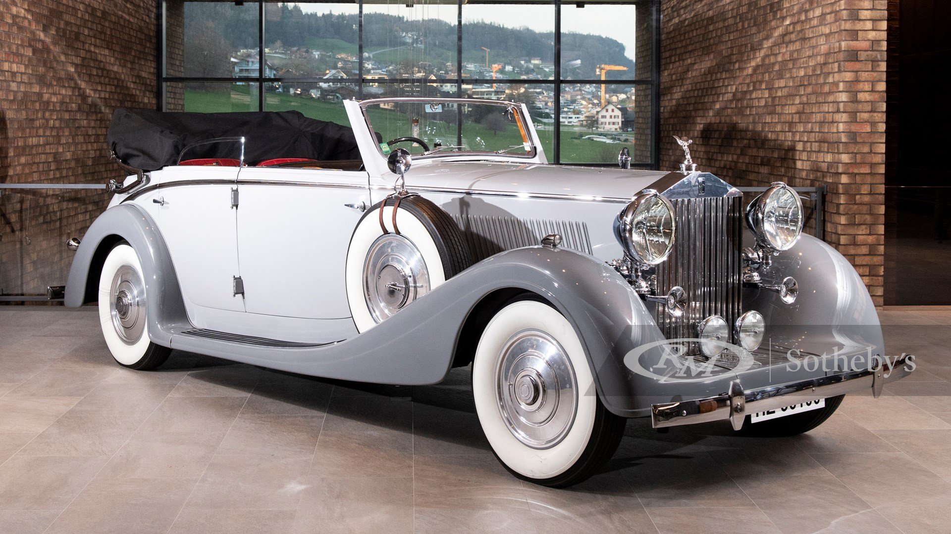 Anatomy of an Artwork: The Rolls-Royce Phantom V, Automobiles, RM  Sotheby's