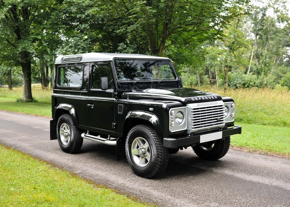 Highly-Modified Land Rover Defender 90 Owned by Jenson Button Is Up for  Auction - autoevolution