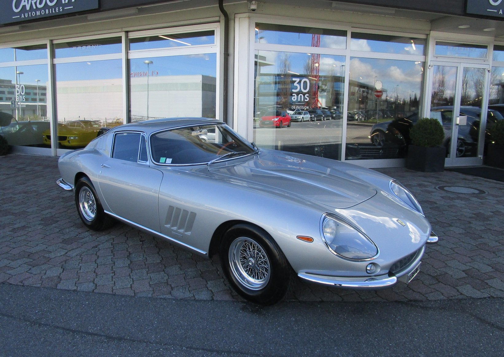 275 gtb 4 price