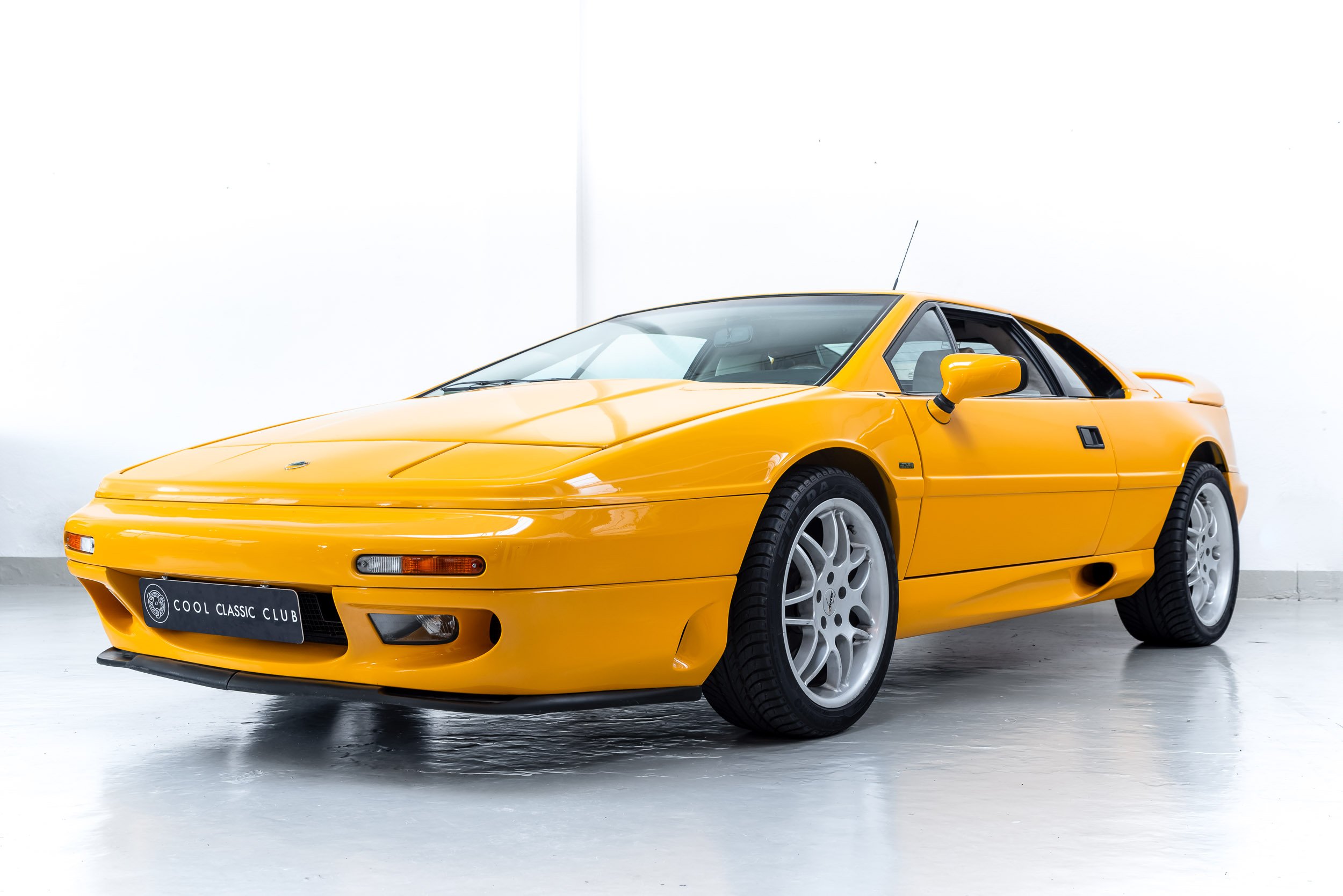 pix Lotus V8 111S Vvc Cabrio 1989 lotus esprit 2 2 hc turbo x180