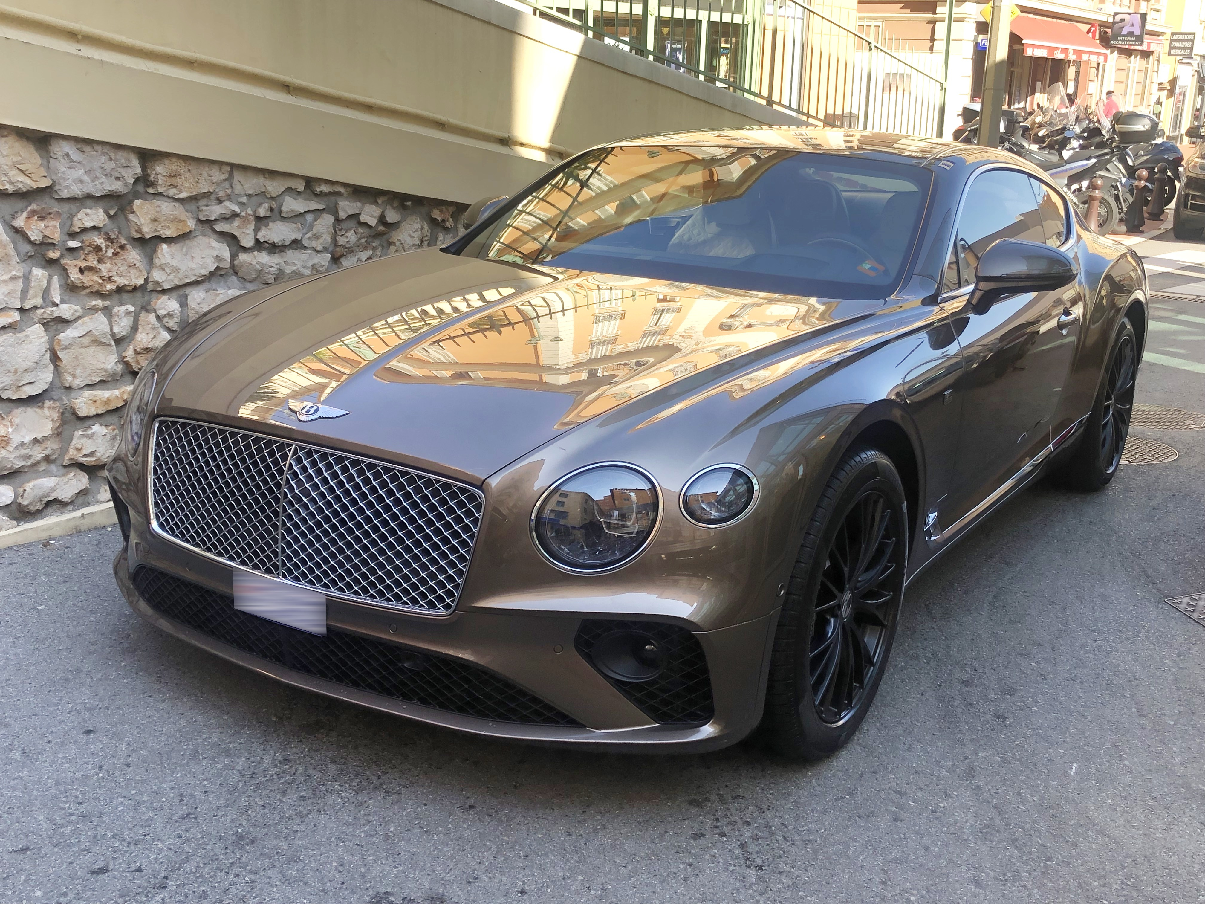 The Ultimate Racing Luxury: The 2018 Bentley Continental GT3