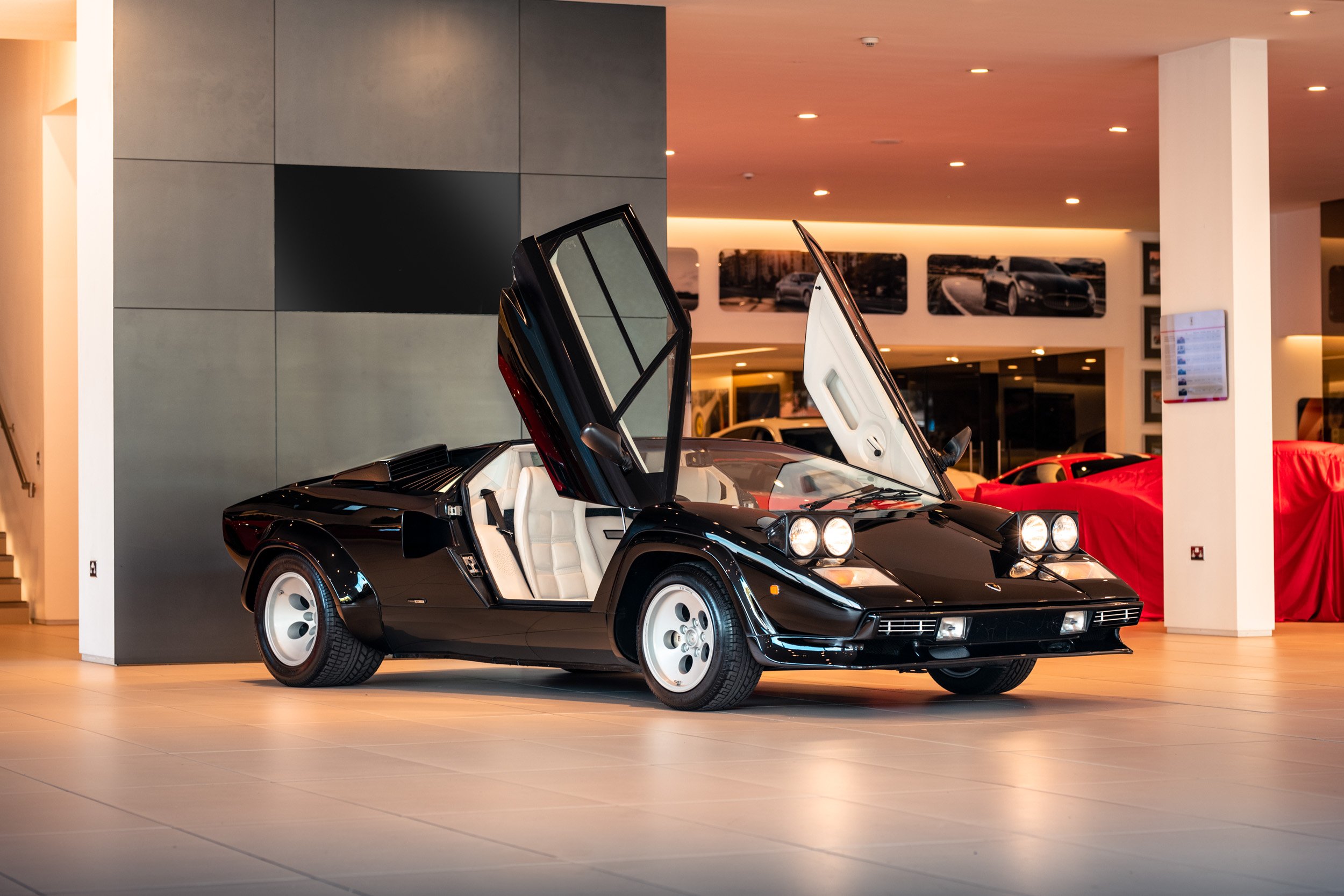 1983 Lamborghini Countach - 5000 S | Classic Driver Market