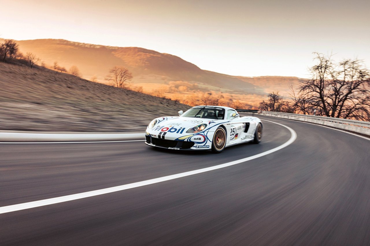 Storm the track with the only ever built Porsche Carrera GT-R | Classic  Driver Magazine