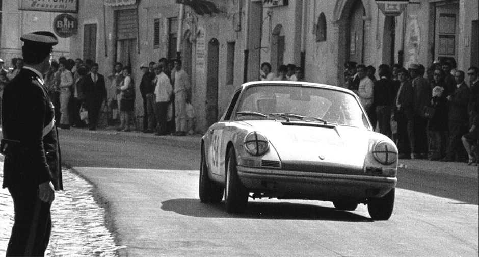 porsche_911_t_r_09.jpg