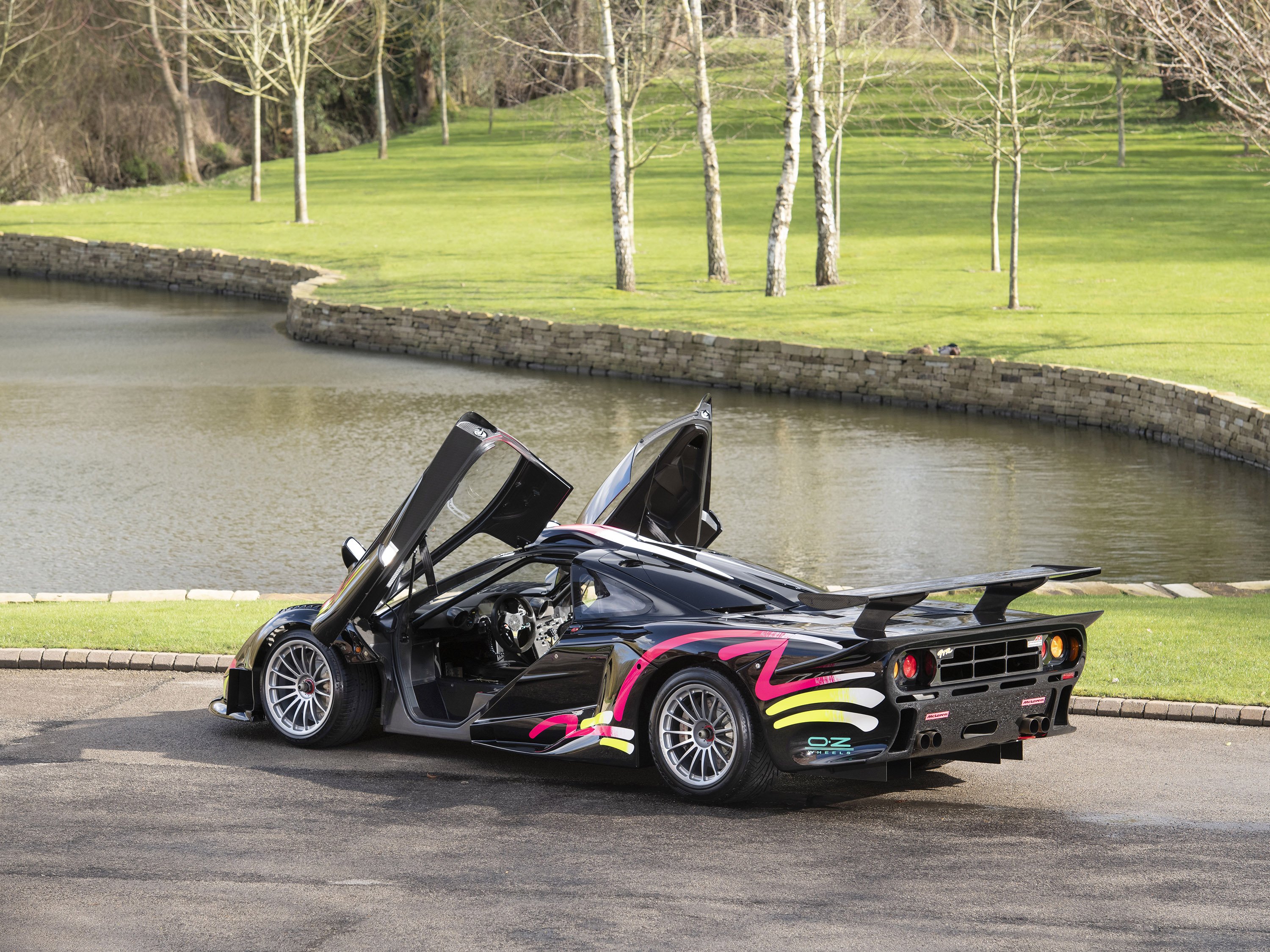 mclaren-f1-gtr-036.jpg