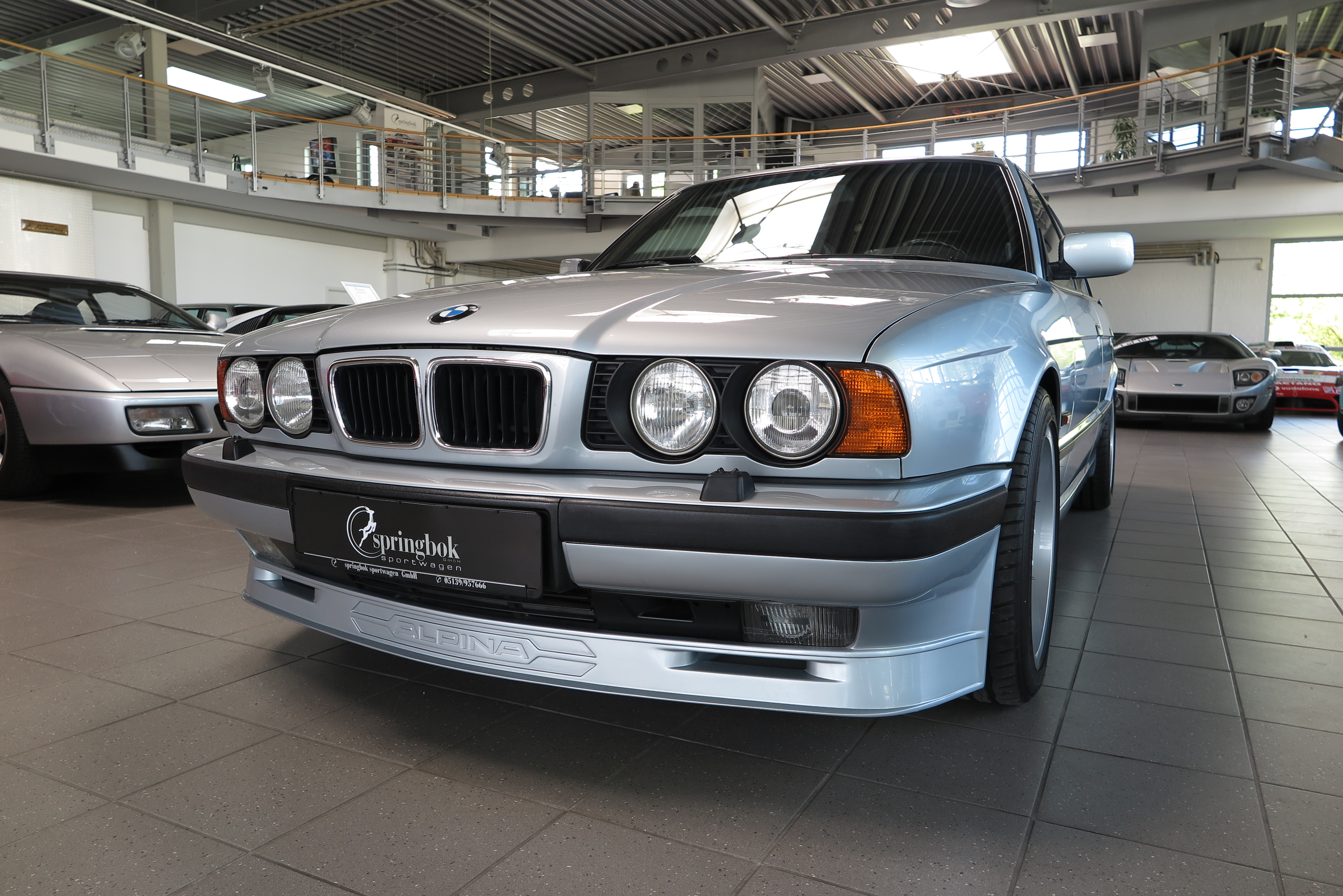 Na predaj BMW Alpina E34 B10 4,6 Touring s extrémne nízkym nájazdom v top stave