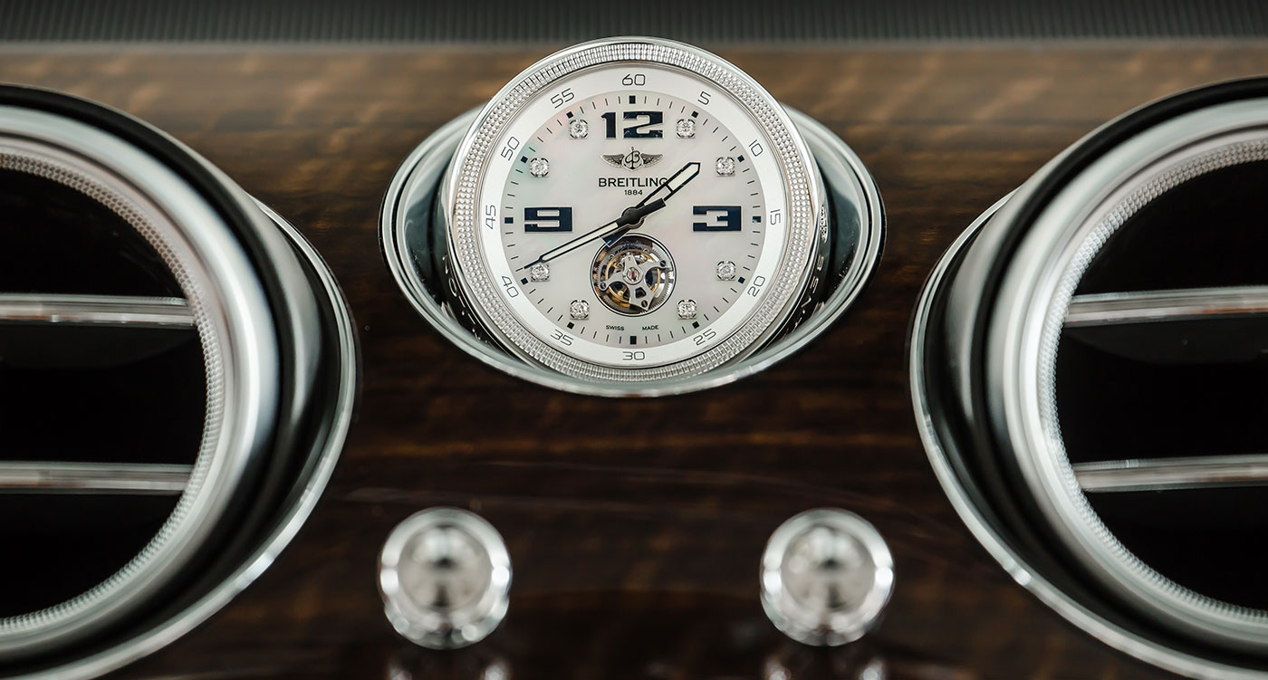 bentley-bentayga-breitling-clock-01_0.jpg