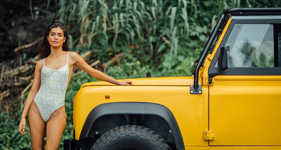 Range Rover Defender Yellow  : The Car Was Launched On 10 September 2019 At The Frankfurt Motor Show.