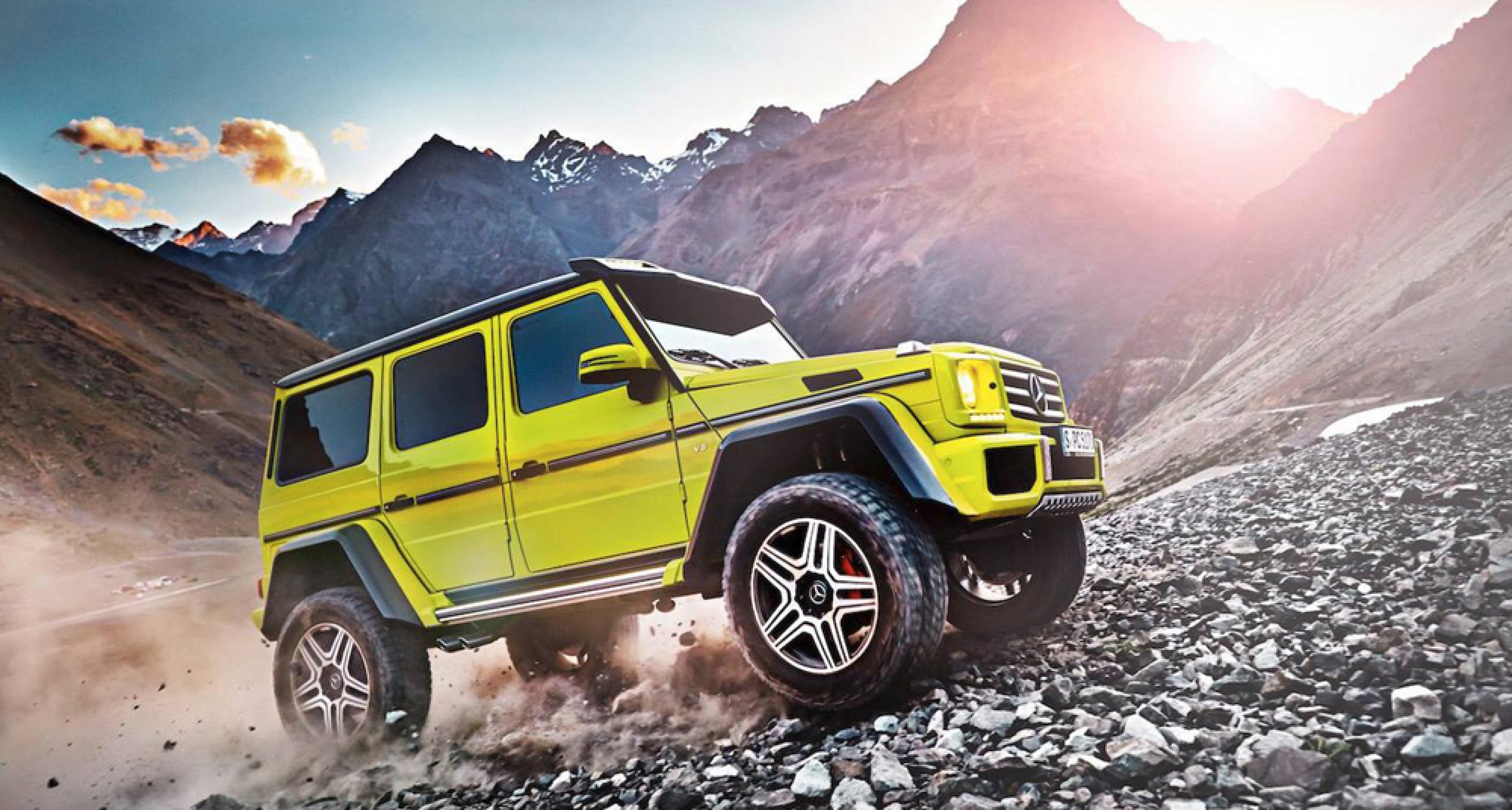 The Mercedes G500 4 4 Is Actually A 6x6 Minus Two Wheels Classic Driver Magazine