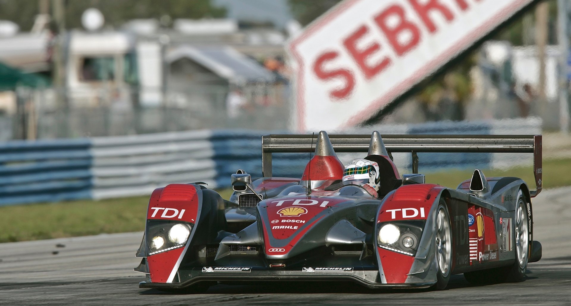 Are you brave enough to race this Audi R10 TDI LMP1? | Classic Driver ...