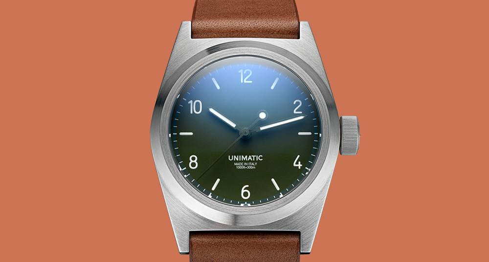 minimalist dive watch