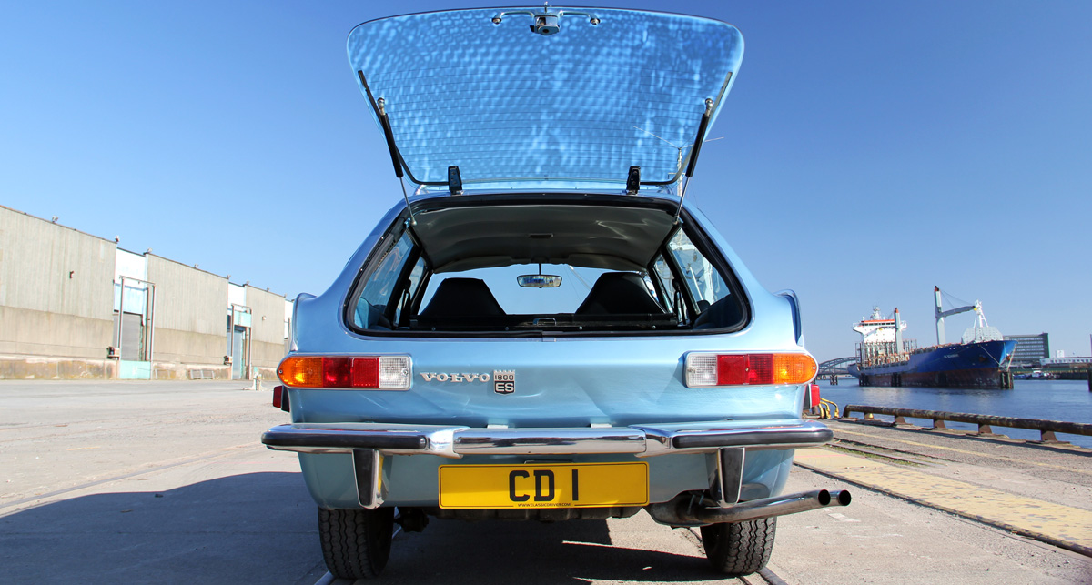 volvo_p1800_estate_sportswagon_05.jpg