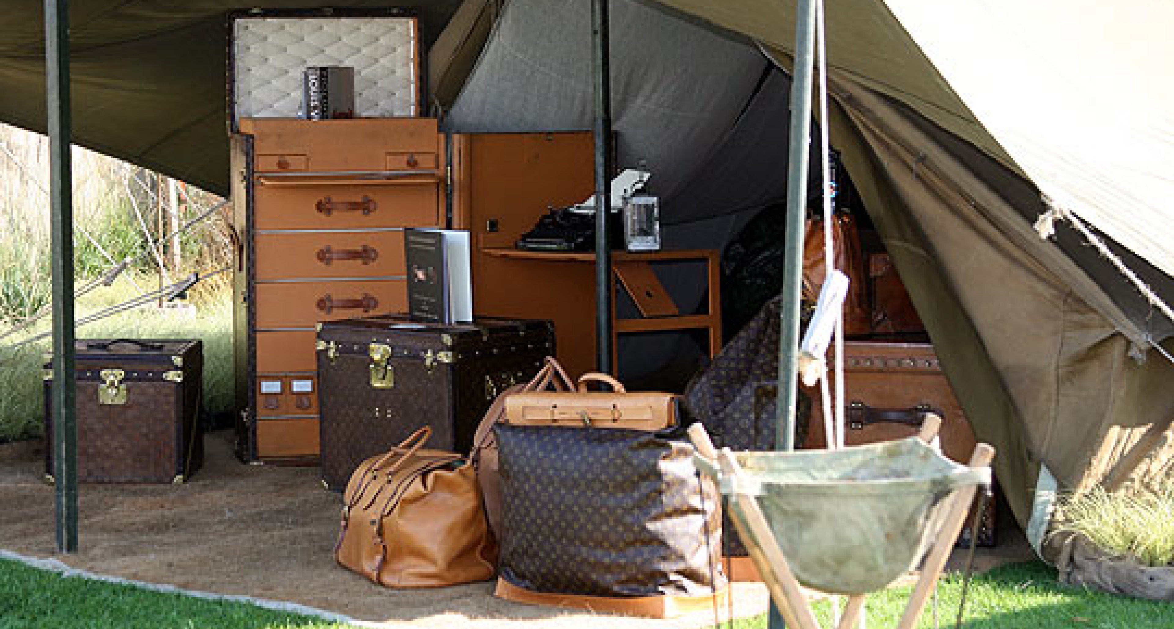 The Vintage Luggage Company: Safari Classique