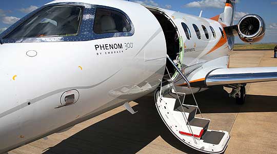 Testflug Embraer Phenom 300 Classic Driver Magazine