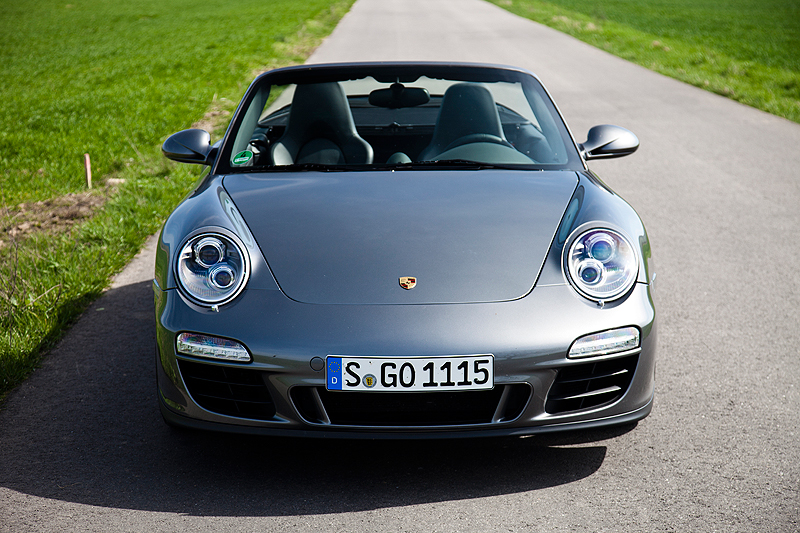 Porsche 911 Carrera Gts Cabrio Die Elfer Essenz Classic Driver